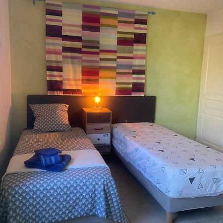 Gite Romarin Avec Spa Saint-Jean-de-Barrou Екстериор снимка
