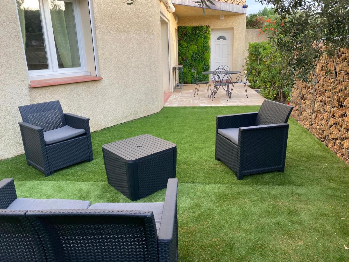 Gite Romarin Avec Spa Saint-Jean-de-Barrou Екстериор снимка