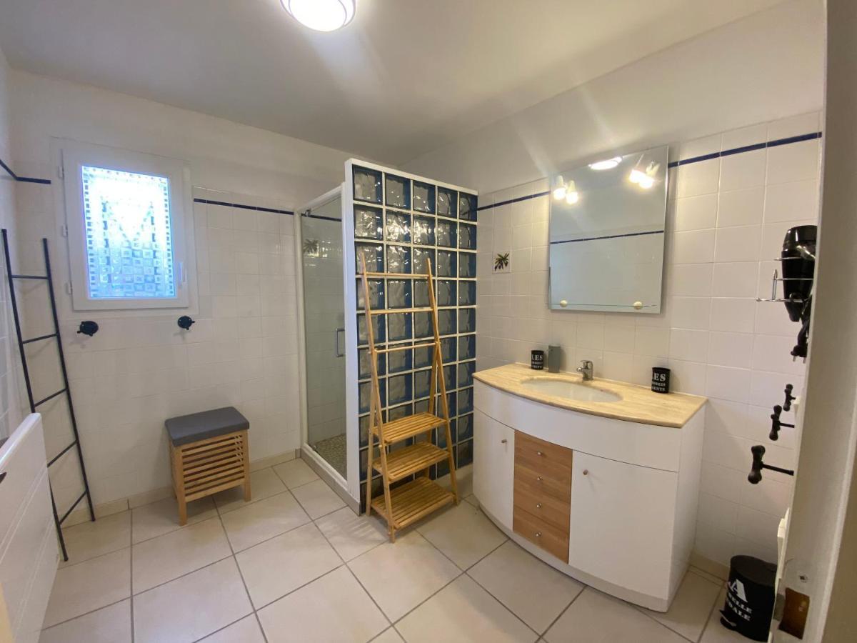 Gite Romarin Avec Spa Saint-Jean-de-Barrou Екстериор снимка